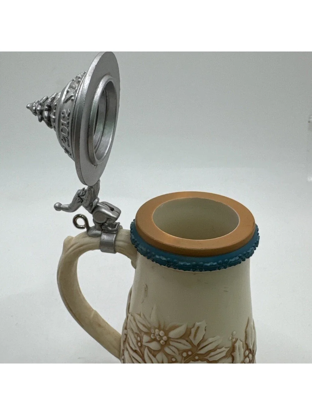 Hallmark Keepsake 2012 Ornament Beer Stein German Style Santa Sleigh With Box
